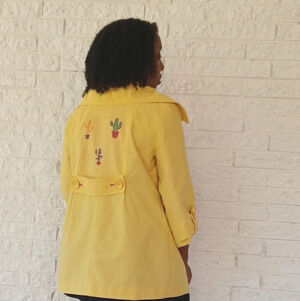 Larry Levine yellow babydoll jacket with pink lining size p/s